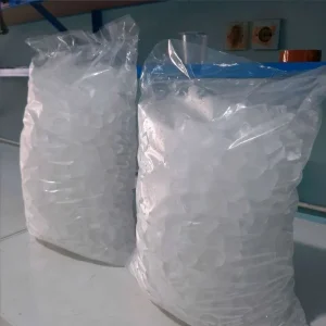 Es Batu Kristal Terdekat